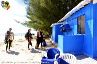 Bahamas lundi 8 février 2016 20:14:17 