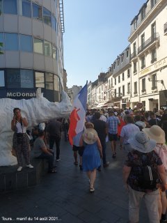 Tours... manif du samedi 14 août 2021 samedi 14 août 2021 15:56:43 