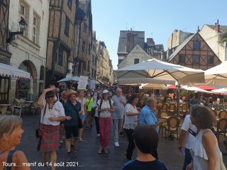 Tours... manif du samedi 14 août 2021 samedi 14 août 2021 14:57:27 