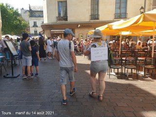 Tours... manif du samedi 14 août 2021 samedi 14 août 2021 14:59:22 
