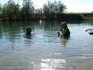 web-cimg0079