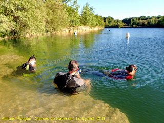 Hommes mardi 9 juillet 2019 19:09:24 