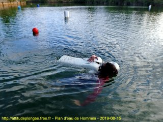 Hommes jeudi 15 août 2019 18:44:26 
