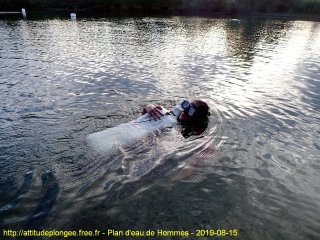 Hommes jeudi 15 août 2019 18:44:30 