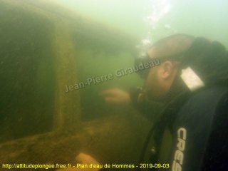 web-p9030023