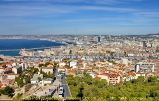 Marseille dimanche 29 octobre 2017 11:45:05 