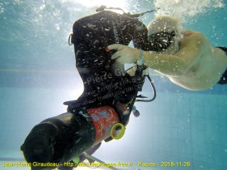 Piscine lundi 26 novembre 2018 20:51:11 
