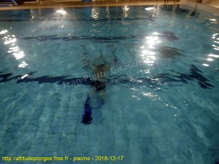 Piscine lundi 17 décembre 2018 20:46:29 