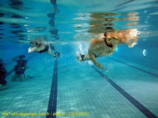 Piscine lundi 7 janvier 2019 20:36:43 