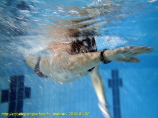 Piscine lundi 7 janvier 2019 20:38:08 