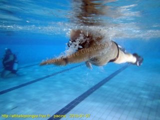 Piscine lundi 7 janvier 2019 20:38:34 