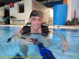 Piscine lundi 11 mars 2019 20:47:24 