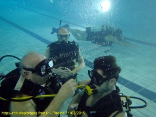 Piscine lundi 11 mars 2019 21:00:50 