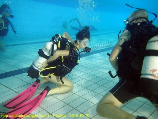 Piscine lundi 7 octobre 2019 21:10:09 