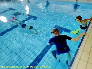 Piscine lundi 14 octobre 2019 20:56:25 