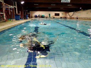 Piscine lundi 14 octobre 2019 20:30:41 