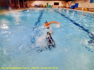 Piscine lundi 18 novembre 2019 20:36:43 