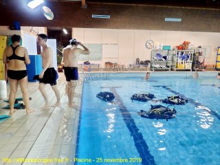 Piscine lundi 25 novembre 2019 20:22:43 