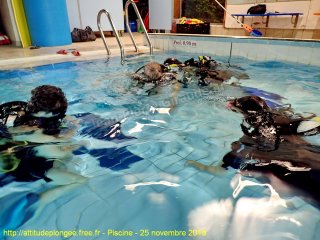 Piscine lundi 25 novembre 2019 20:35:12 