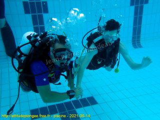 Piscine lundi 14 juin 2021 20:38:53 