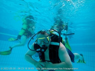 Piscine lundi 30 mai 2022 20:56:45 