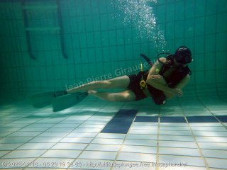 Piscine lundi 16 janvier 2023 20:44:08 