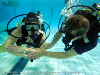 Piscine lundi 23 janvier 2023 21:02:44 