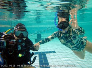 Piscine lundi 6 février 2023 21:13:01 