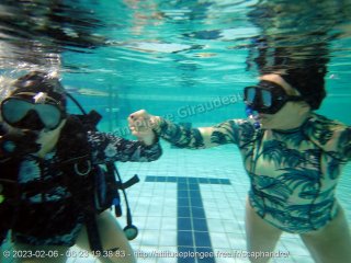 Piscine lundi 6 février 2023 21:12:53 