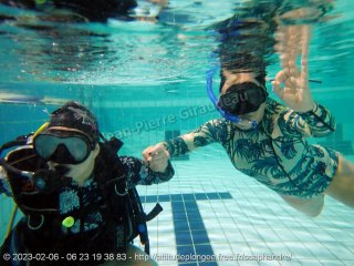 Piscine lundi 6 février 2023 21:12:59 